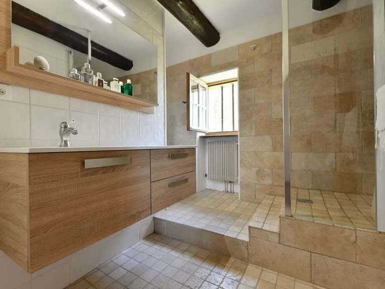 Propriété Uzès - 3 chambres - 190m²