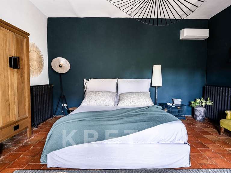 Propriété Uzès - 10 chambres - 1070m²