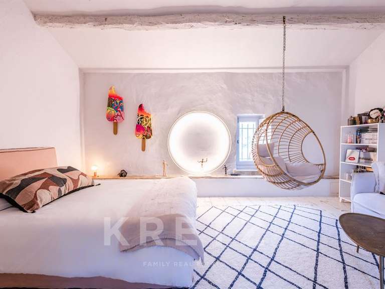 Propriété Uzès - 10 chambres - 1070m²