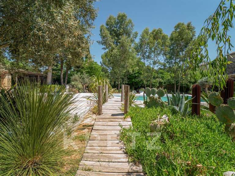 Property Uzès - 10 bedrooms - 1070m²
