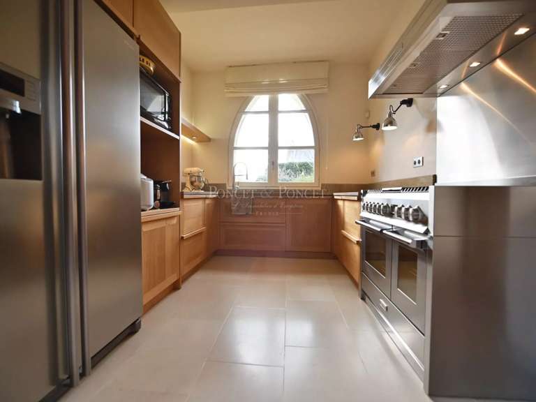 Propriété Uzès - 9 chambres - 996m²