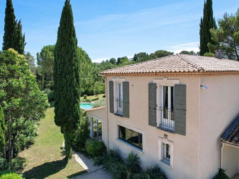 Propriété Uzès - 3 chambres - 237m²