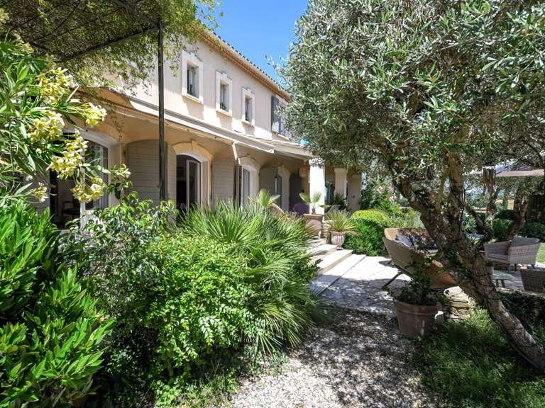 Propriété Uzès - 3 chambres - 237m²