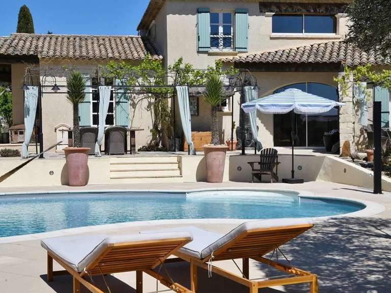 Propriété Uzès - 7 chambres - 267m²