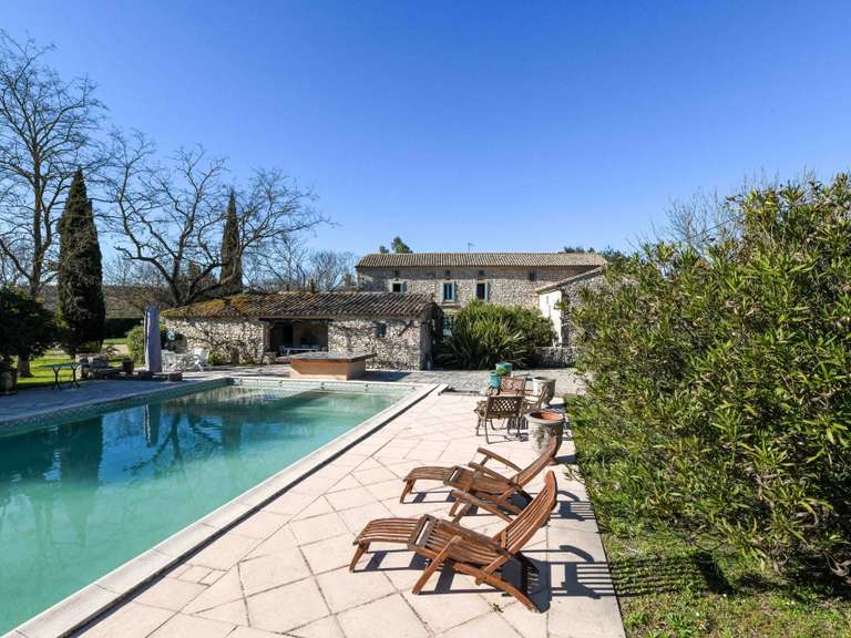 Propriété Uzès - 7 chambres - 370m²