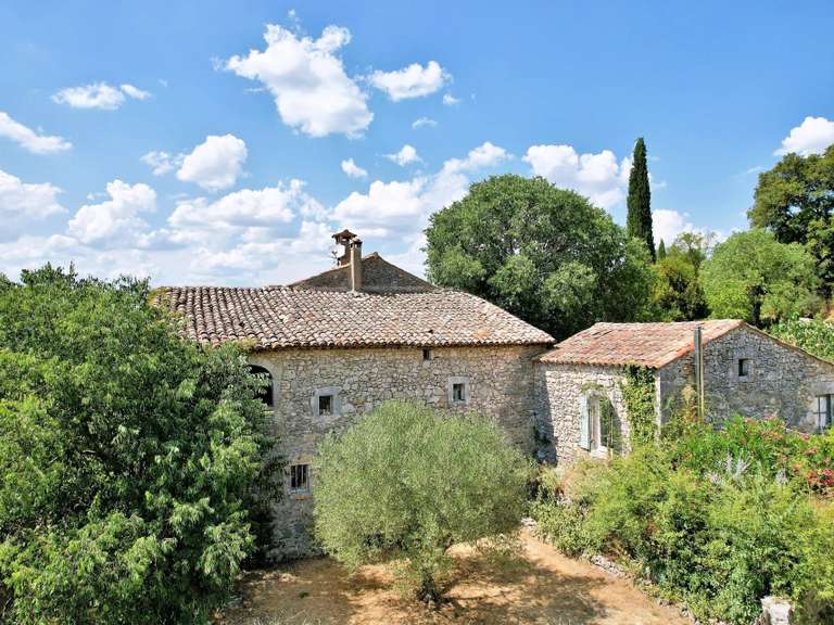 Propriété Uzès - 7 chambres - 358m²