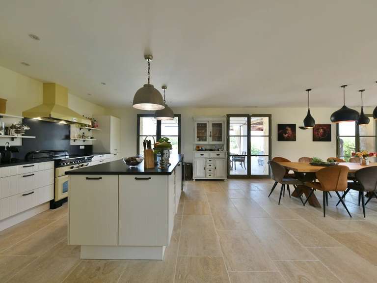 Propriété Uzès - 4 chambres - 157m²