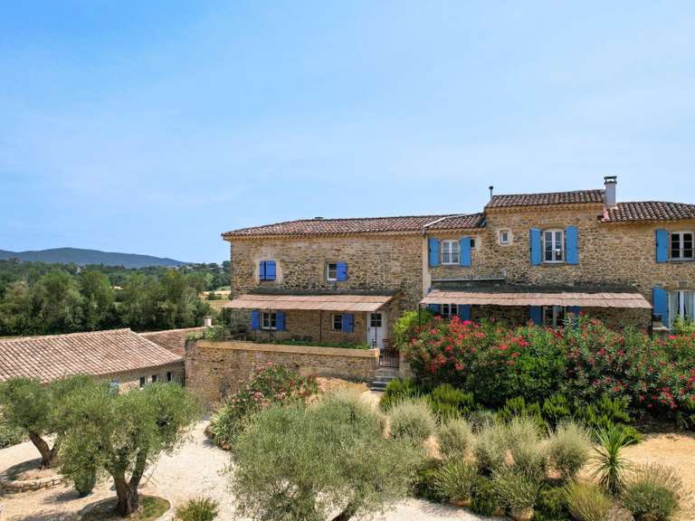 Propriété Uzès - 18 chambres - 1104m²