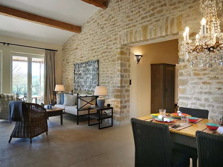 Propriété Uzès - 18 chambres - 1104m²