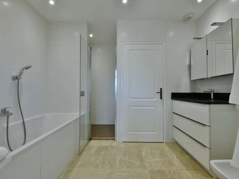 Propriété Uzès - 3 chambres - 176m²