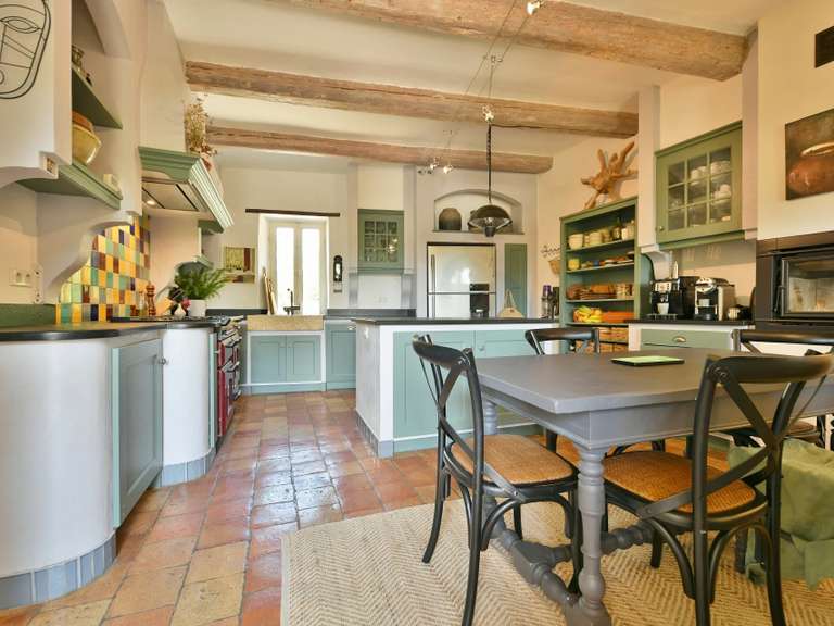 Propriété Uzès - 7 chambres - 424m²