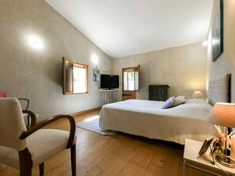 Propriété Uzès - 4 chambres - 322m²