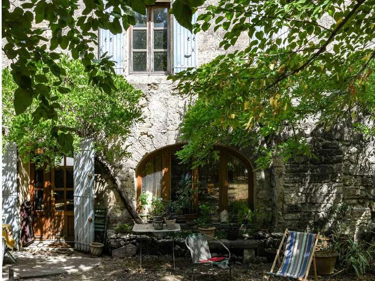 Propriété Uzès - 3 chambres - 210m²
