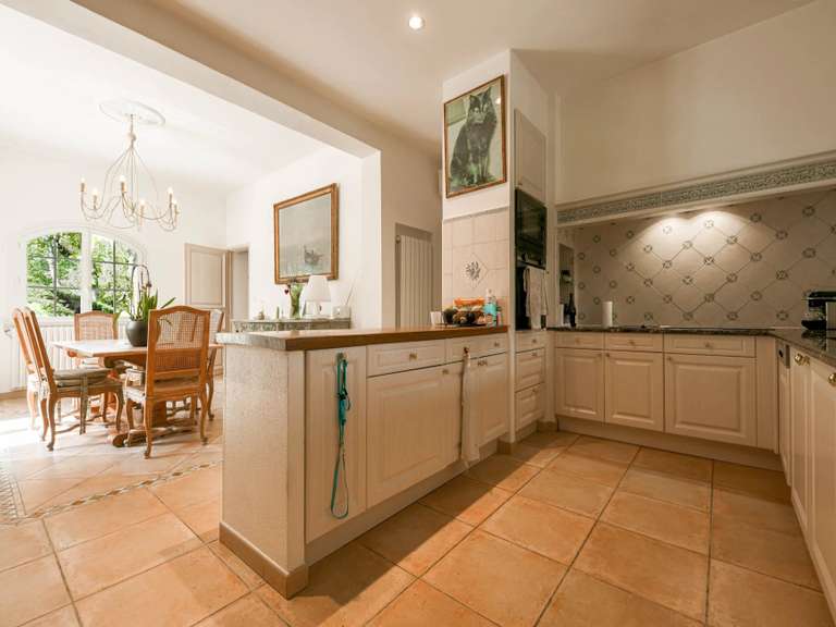 Propriété Uzès - 4 chambres - 232m²