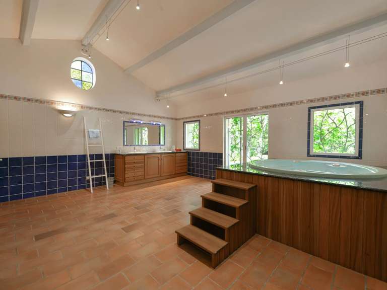 Propriété Uzès - 4 chambres - 232m²