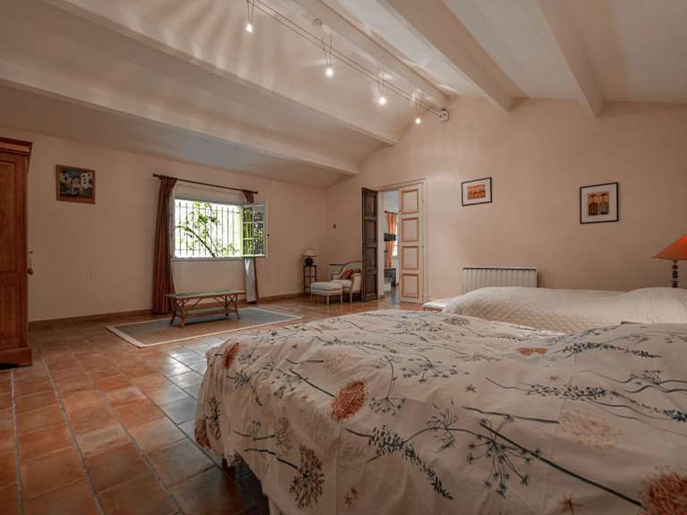 Propriété Uzès - 4 chambres - 232m²
