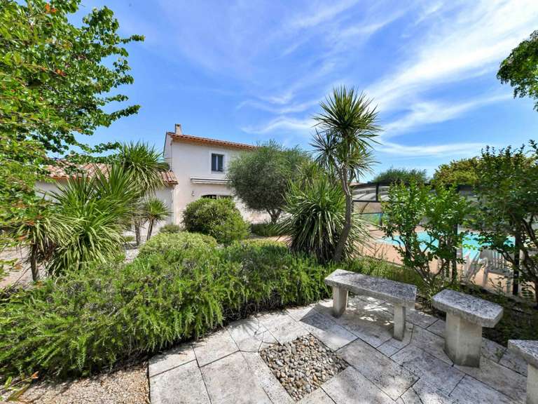 Propriété Uzès - 4 chambres - 204m²