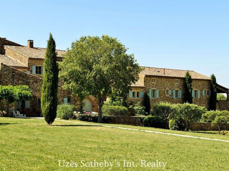 Propriété Uzès - 13 chambres - 300m²