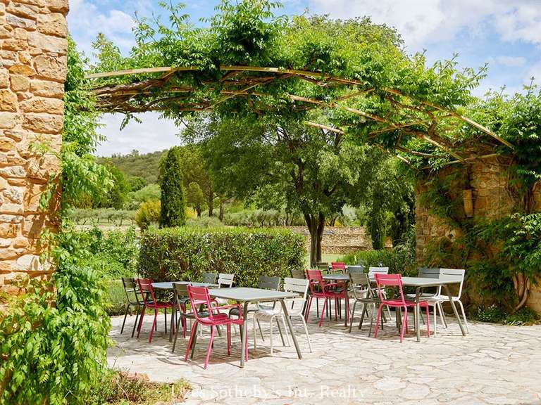 Propriété Uzès - 13 chambres - 300m²