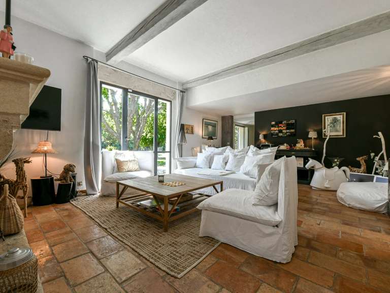 Propriété Uzès - 2 chambres - 200m²