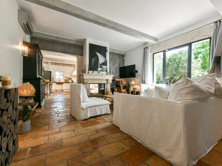 Propriété Uzès - 2 chambres - 200m²
