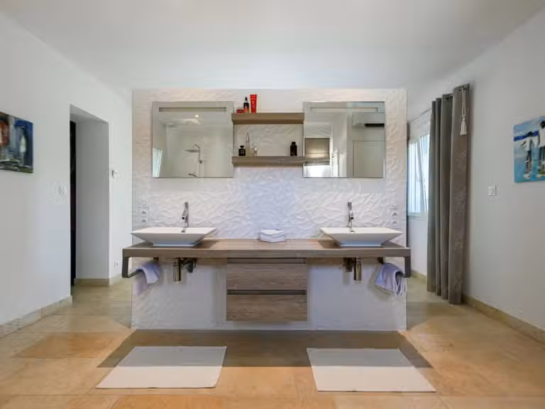 Propriété Uzès - 3 chambres - 213m²