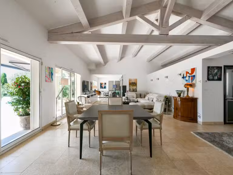 Propriété Uzès - 3 chambres - 213m²