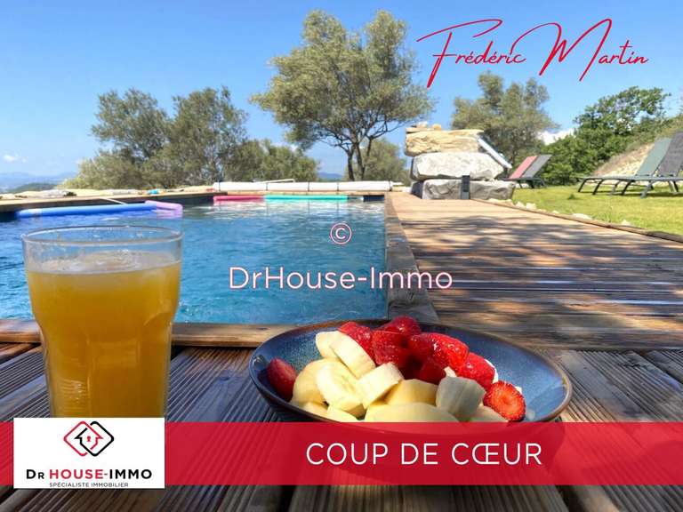 Villa Uzès - 8 chambres - 300m²