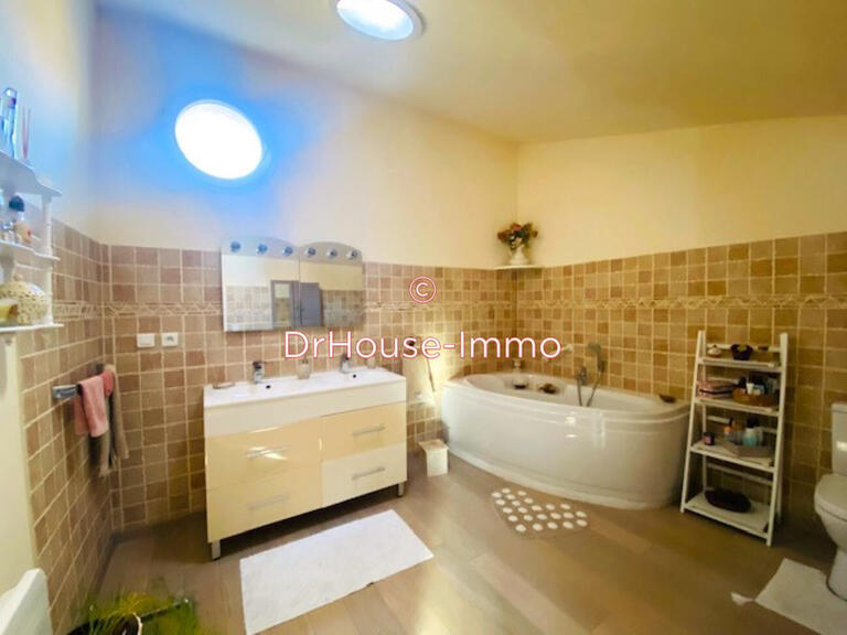 Villa Uzès - 5 chambres - 220m²