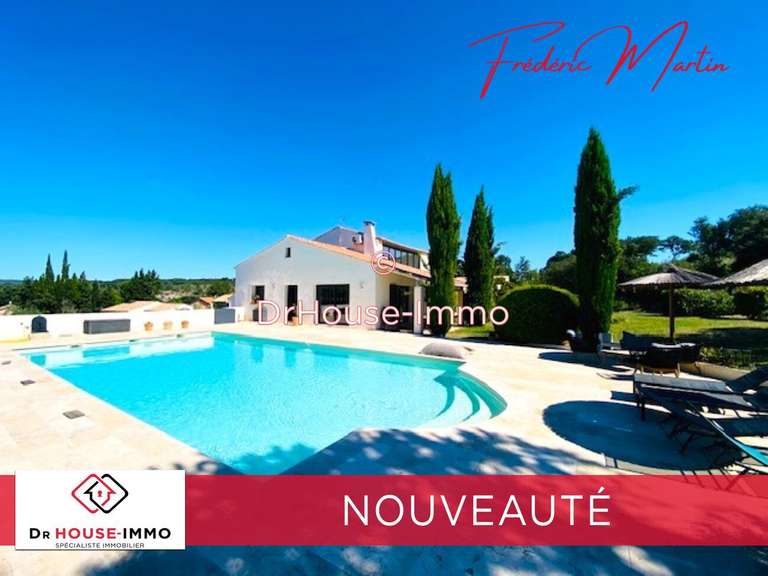 Villa Uzès - 8 chambres - 360m²