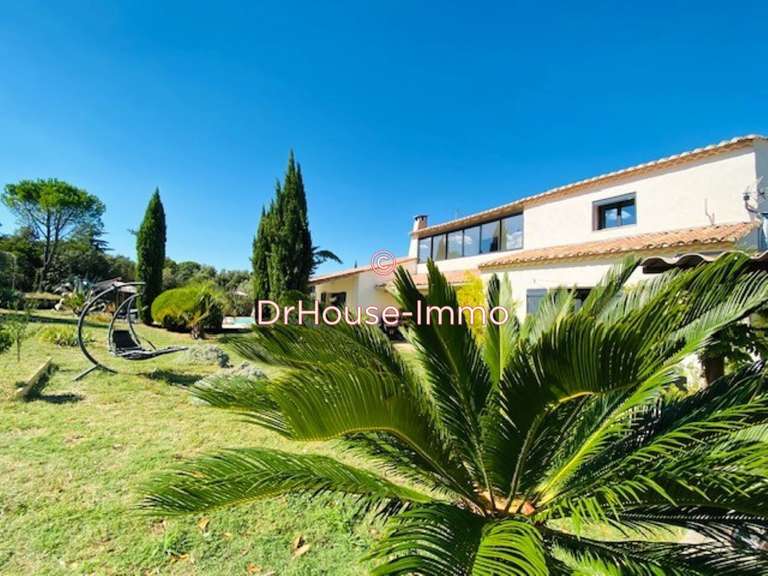 Villa Uzès - 8 chambres - 360m²