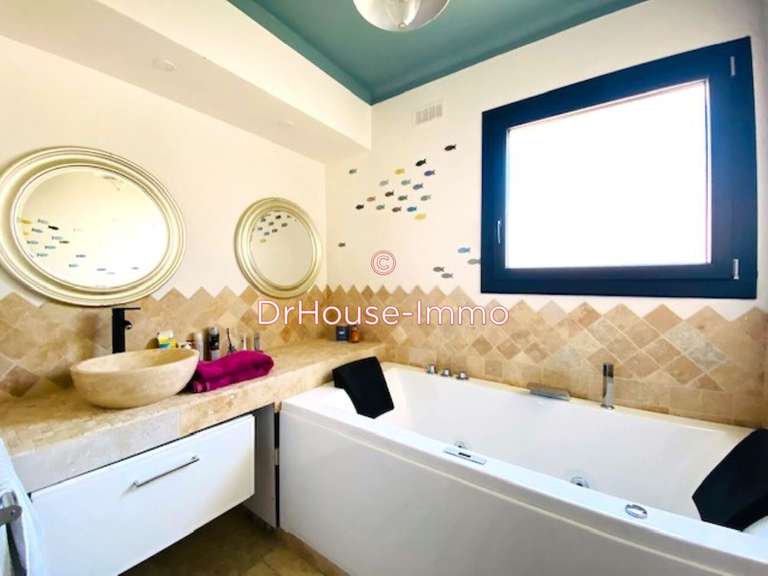 Villa Uzès - 8 chambres - 360m²