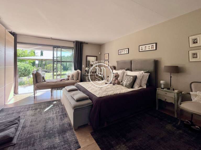 Villa Uzès - 4 bedrooms - 220m²