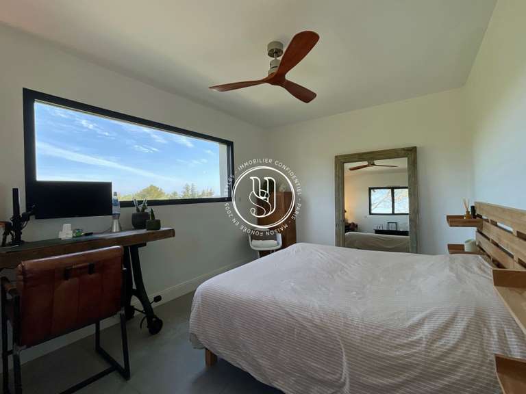 Villa Uzès - 4 bedrooms - 302m²