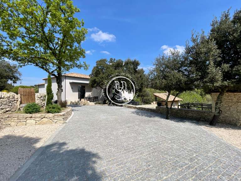 Villa Uzès - 4 bedrooms - 302m²