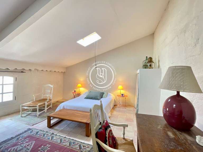 Villa Uzès - 4 bedrooms - 327m²