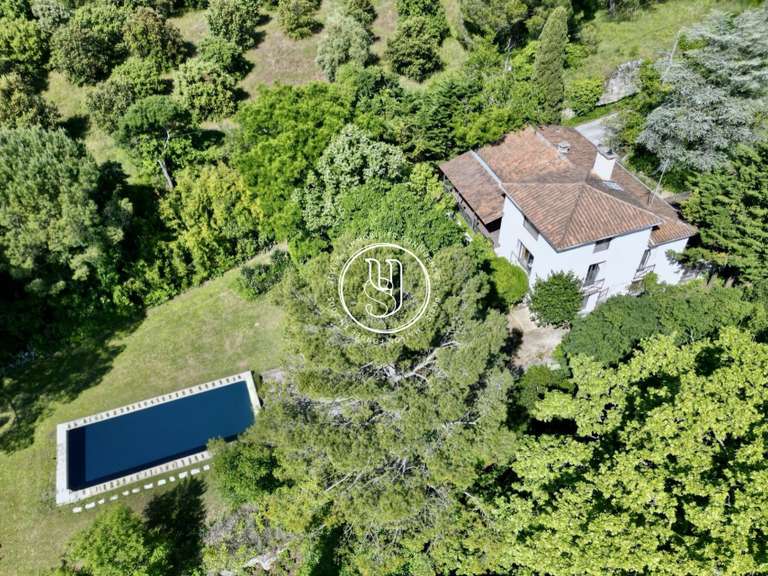 Villa Uzès - 4 bedrooms - 246m²