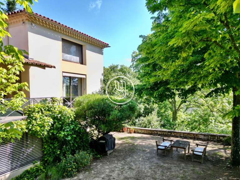 Villa Uzès - 4 bedrooms - 246m²