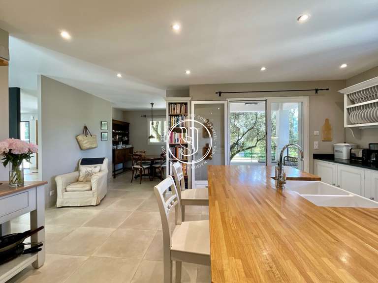 Villa Uzès - 5 bedrooms - 412m²