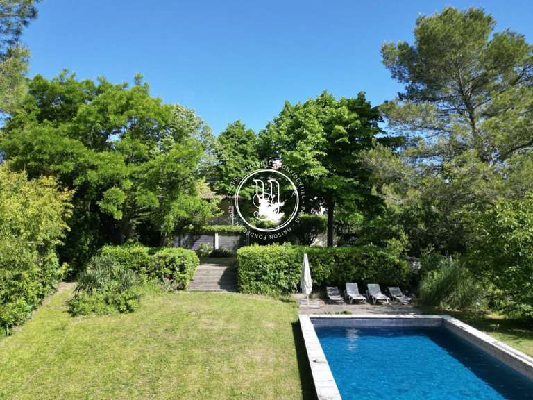 Villa Uzès - 4 bedrooms - 246m²