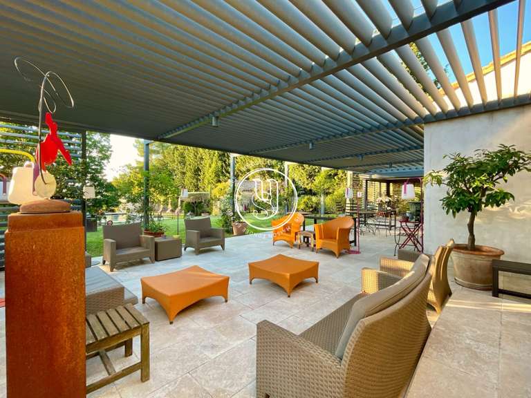 Villa Uzès - 4 bedrooms - 185m²