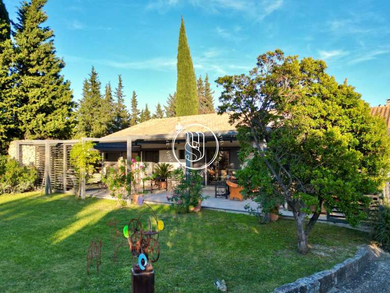 Villa Uzès - 4 bedrooms - 185m²