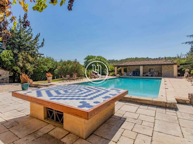 Villa Uzès - 6 bedrooms - 331m²