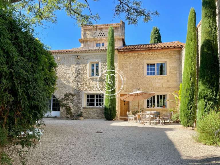Villa Uzès - 6 chambres - 498m²