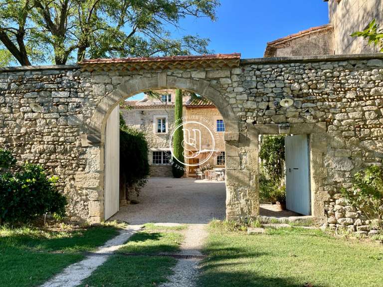 Villa Uzès - 6 chambres - 498m²