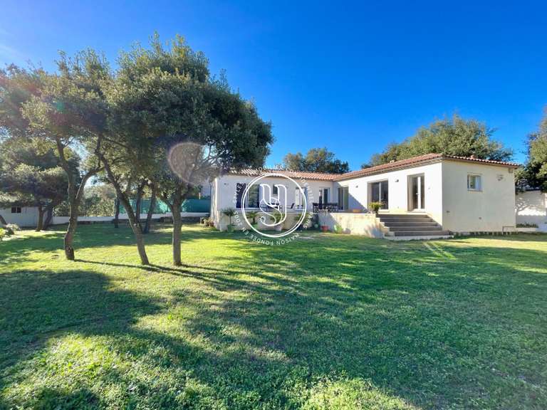 Villa Uzès - 3 bedrooms - 136m²