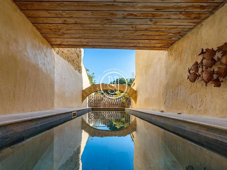 Villa Uzès - 8 chambres - 361m²