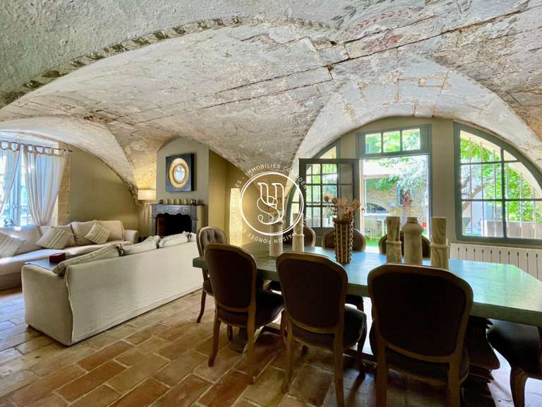 Villa Uzès - 8 chambres - 361m²