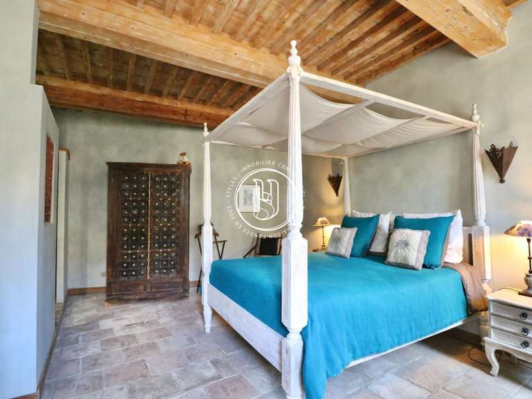 Villa Uzès - 6 chambres - 390m²