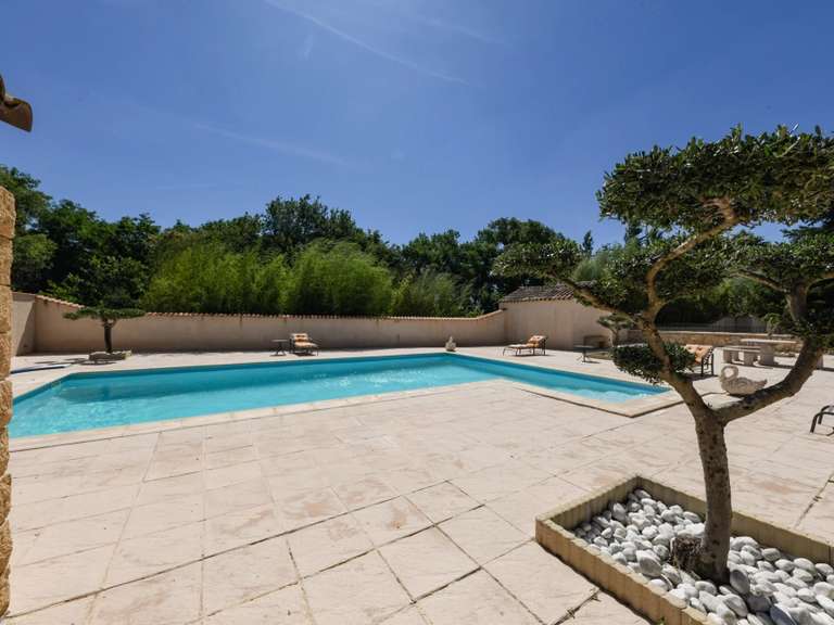 Villa Uzès - 6 chambres - 311m²